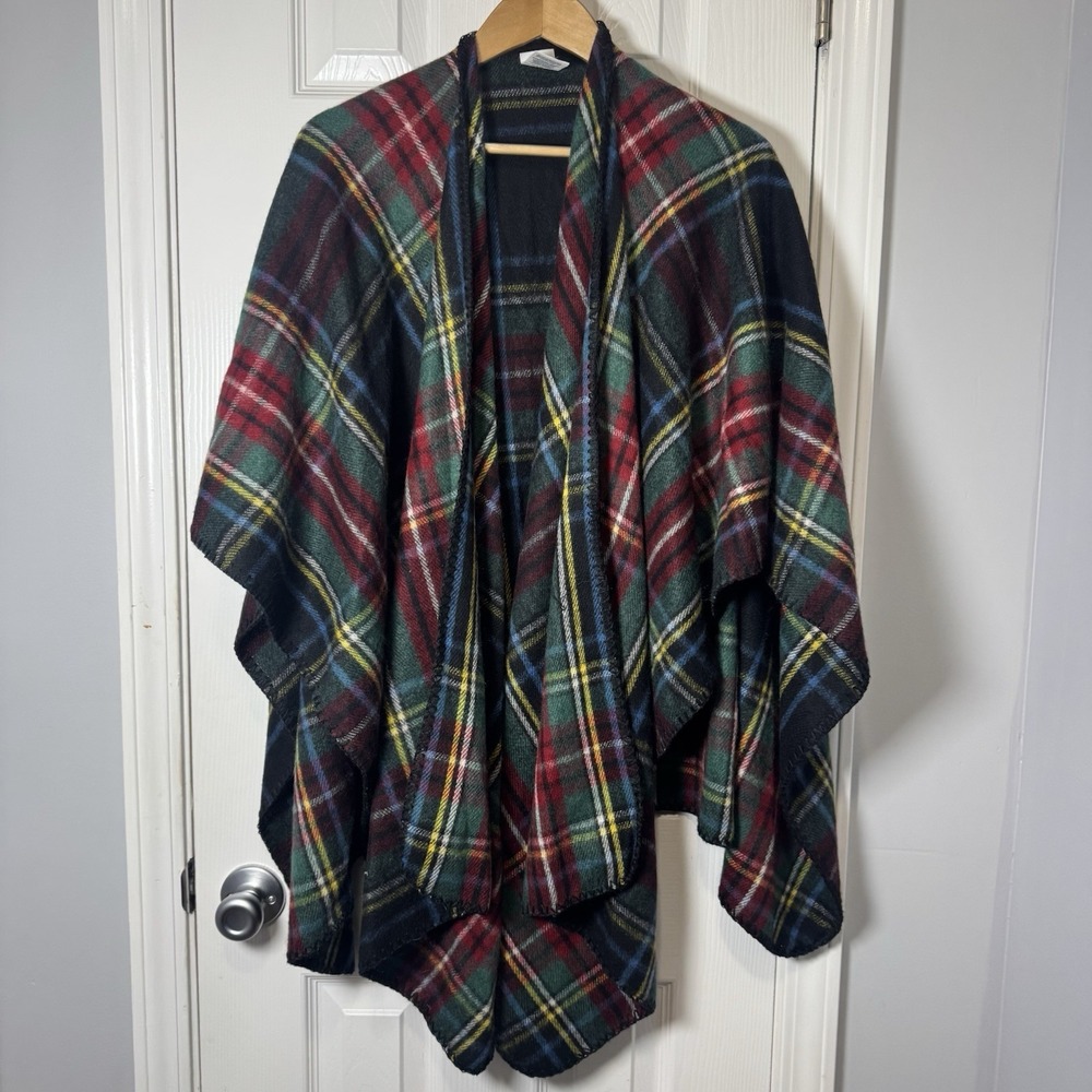 Vintage Woolrich Shawl Poncho‎ Wrap One Size Blue Red Plaid Women's Poly Blend